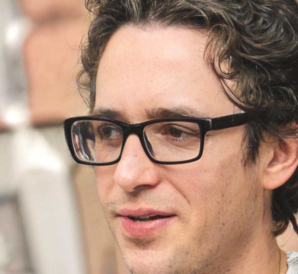 Portrait de Raphaël Lenoir, spécialiste budgets indépendants